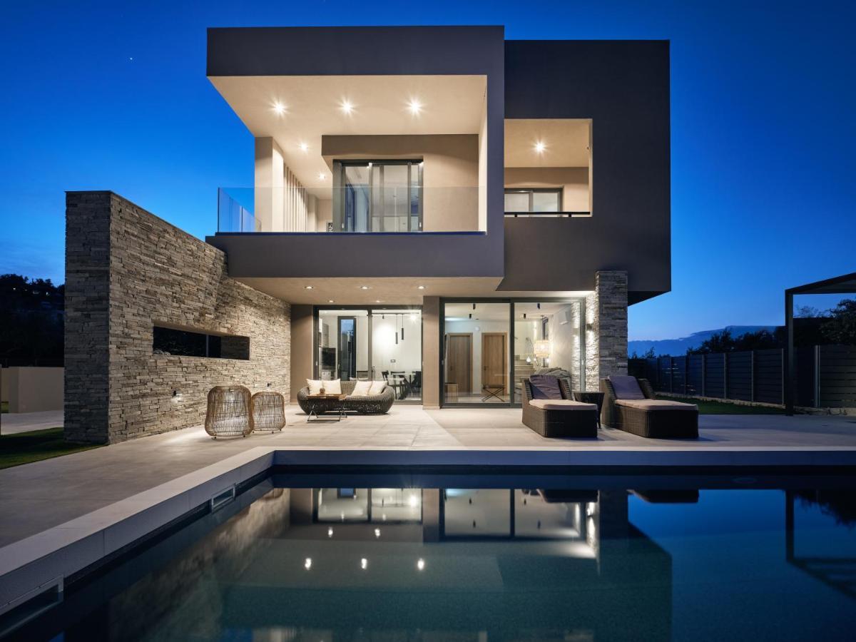 Villa Aguacate Ioni With Heated Private Swimming Pool